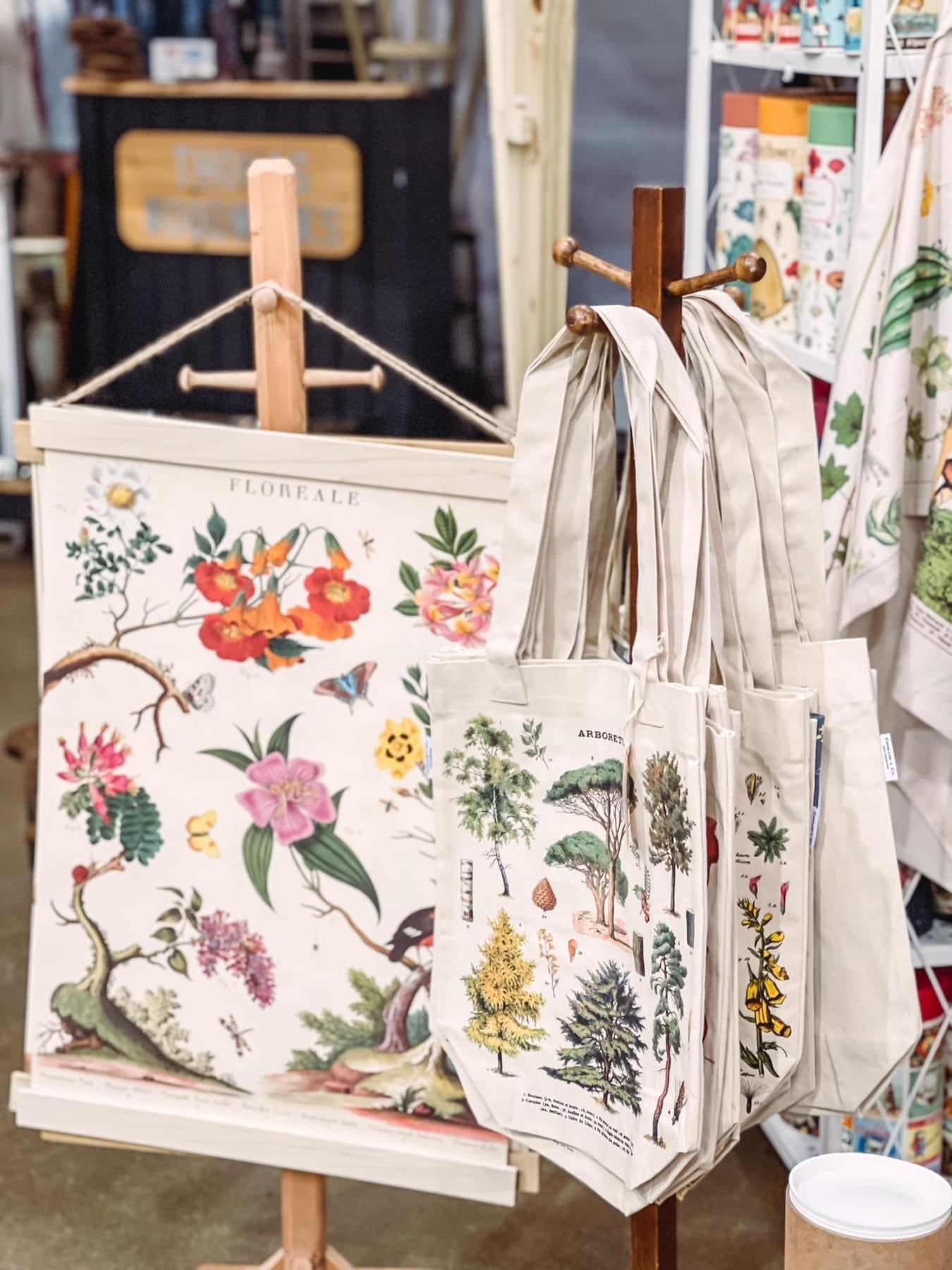 Floreale Pouch
