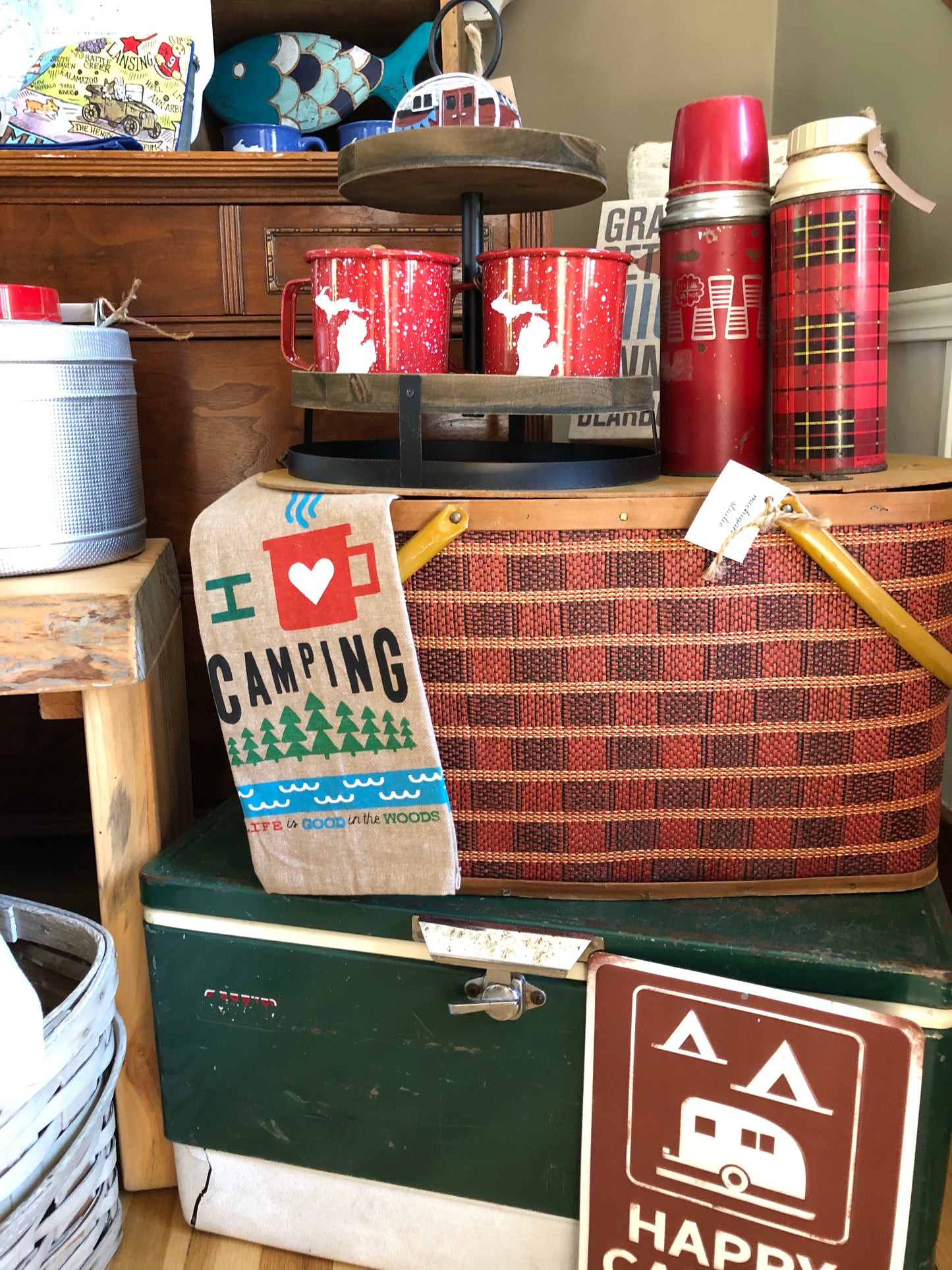 Vintage Plaid Picnic Basket