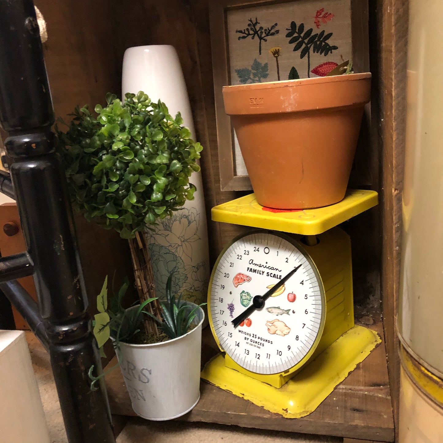 Vintage American Family Scale