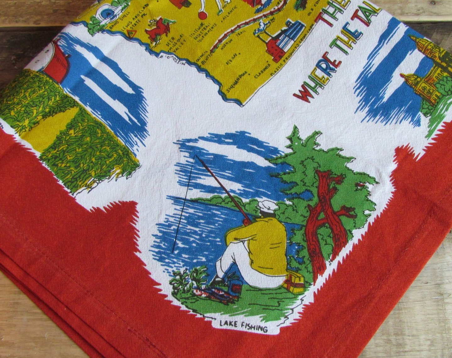 Iowa Vintage Kitchen Towel